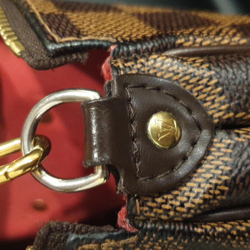 Louis Vuitton Eva Damier - Picture 14 of 15